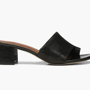 Donald J. Pliner Naia Black Textured Leather block Heels size 7 New in Box